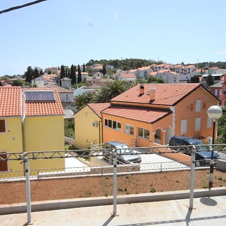 Apartments And Rooms With Parking Space Mali Lošinj Εξωτερικό φωτογραφία