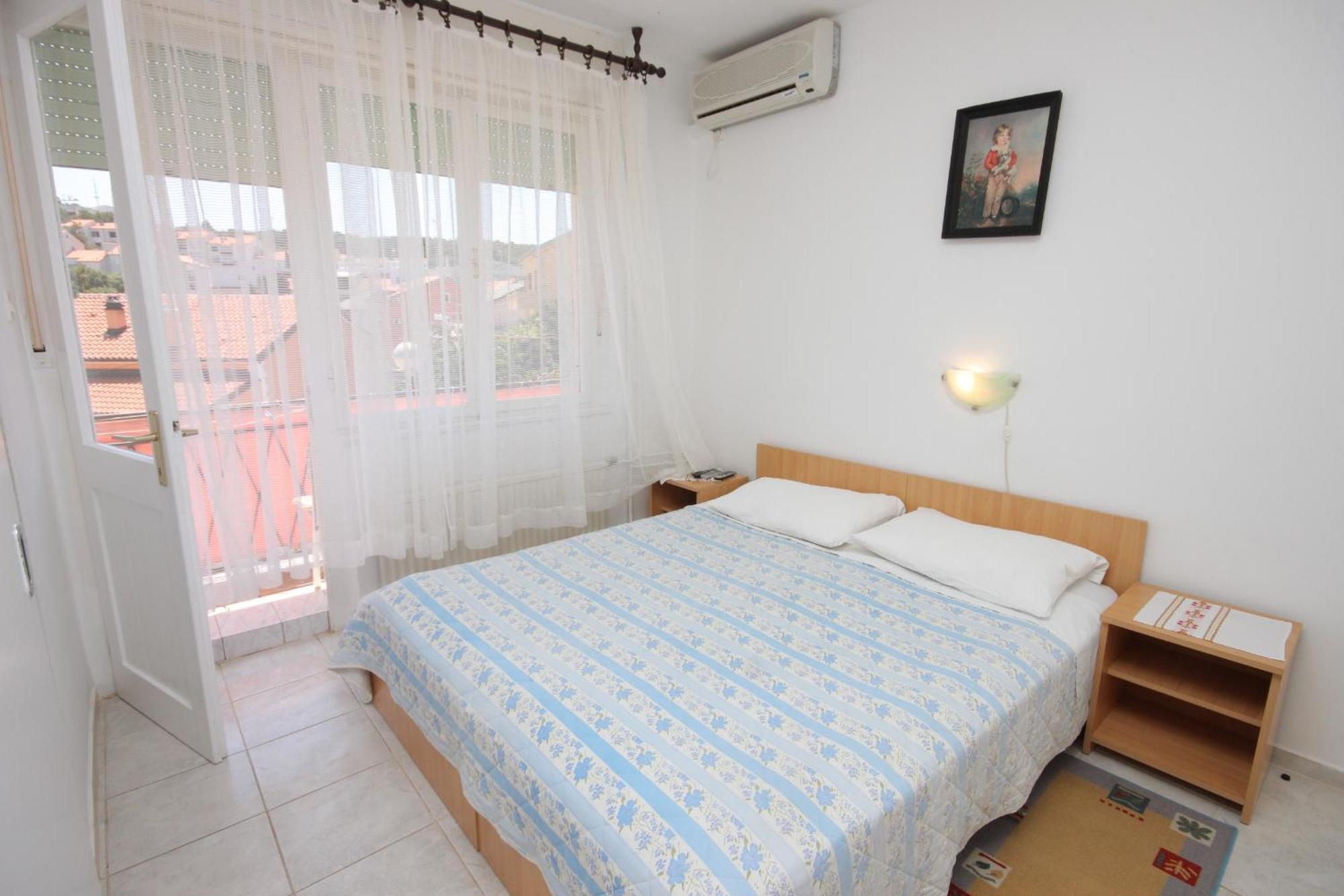 Apartments And Rooms With Parking Space Mali Lošinj Εξωτερικό φωτογραφία