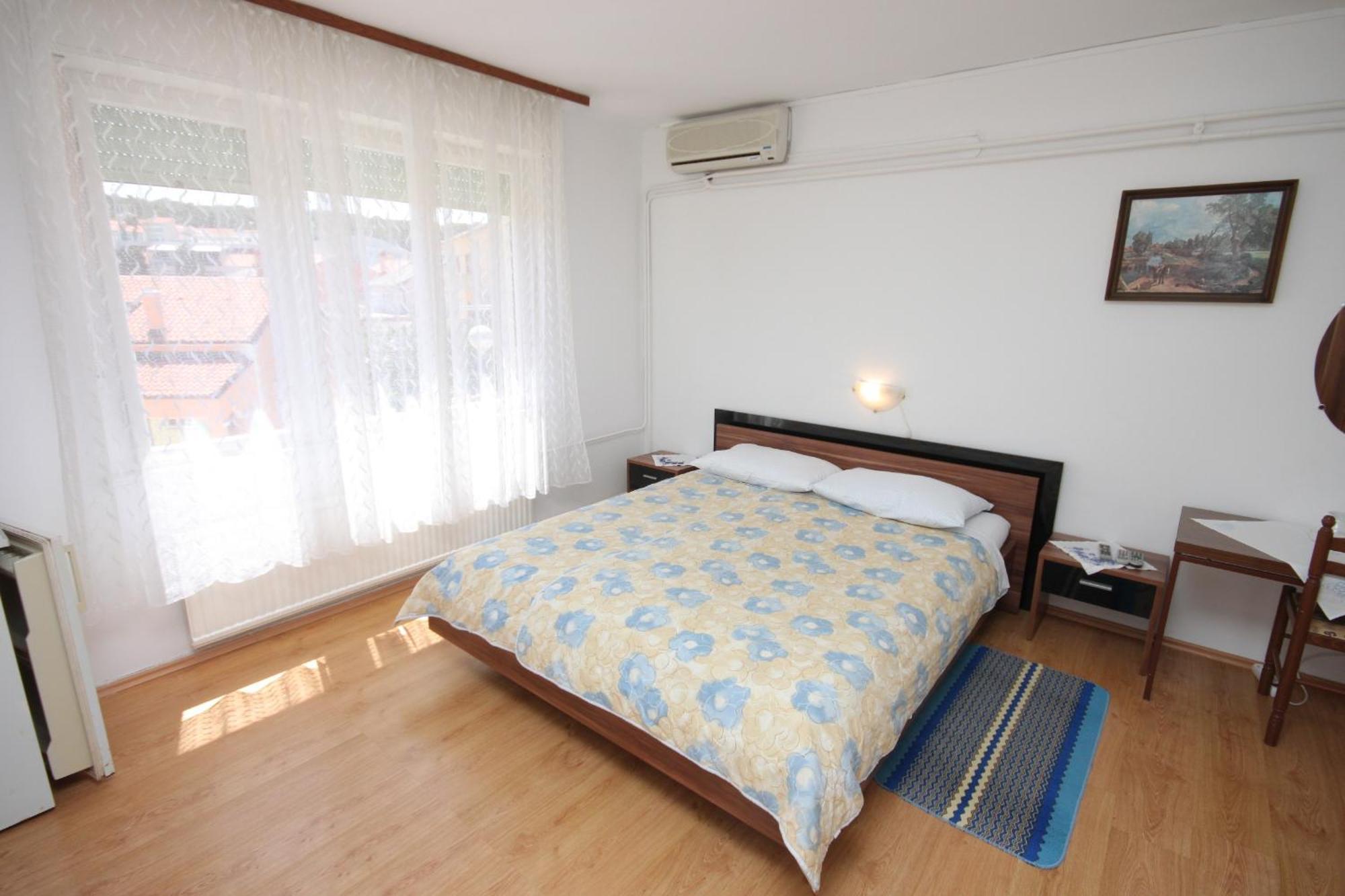 Apartments And Rooms With Parking Space Mali Lošinj Εξωτερικό φωτογραφία