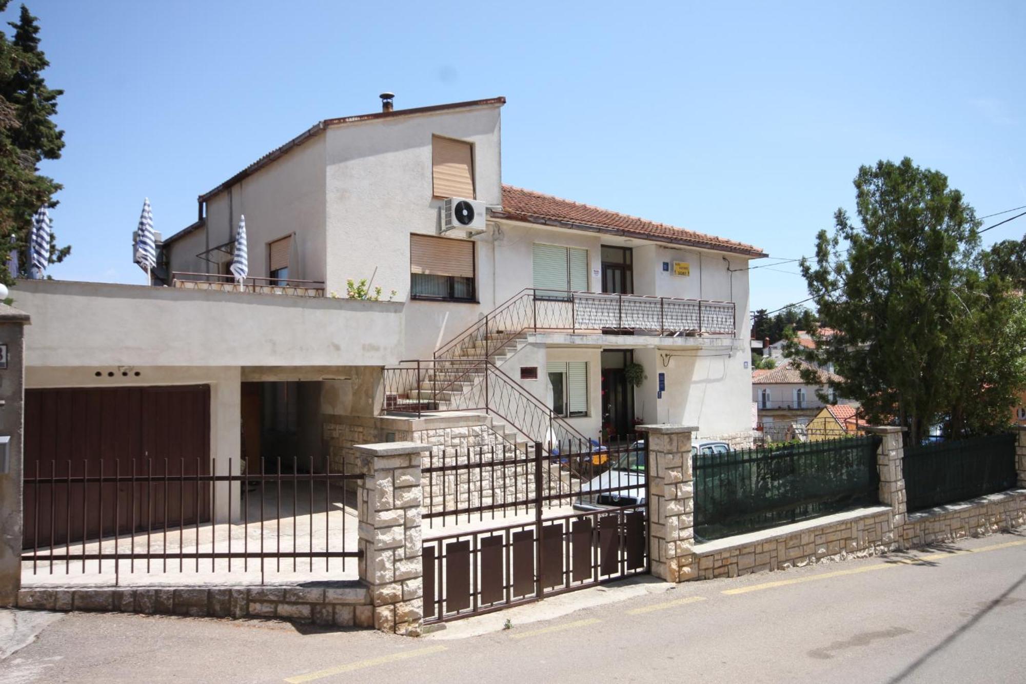 Apartments And Rooms With Parking Space Mali Lošinj Εξωτερικό φωτογραφία