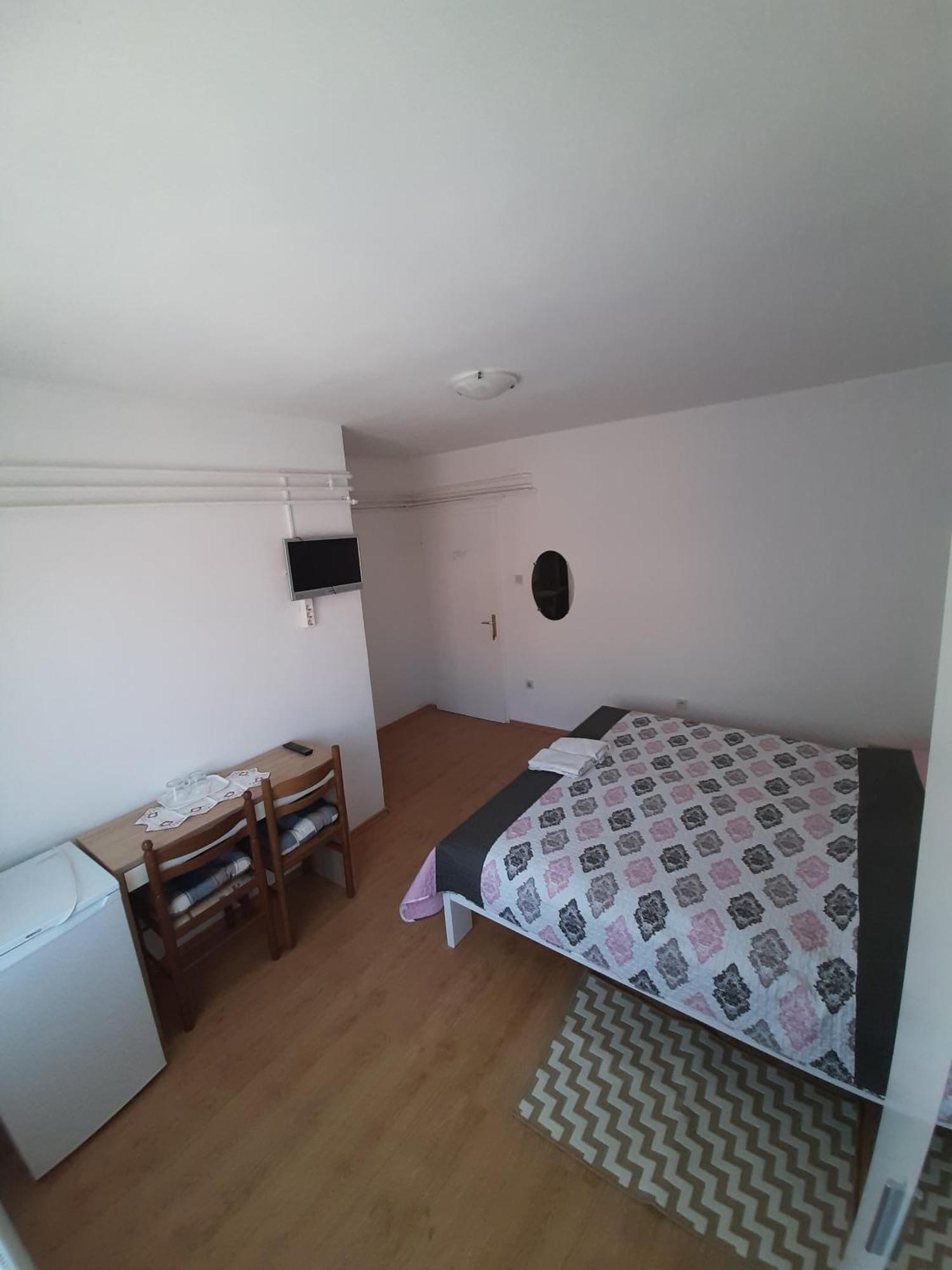 Apartments And Rooms With Parking Space Mali Lošinj Δωμάτιο φωτογραφία