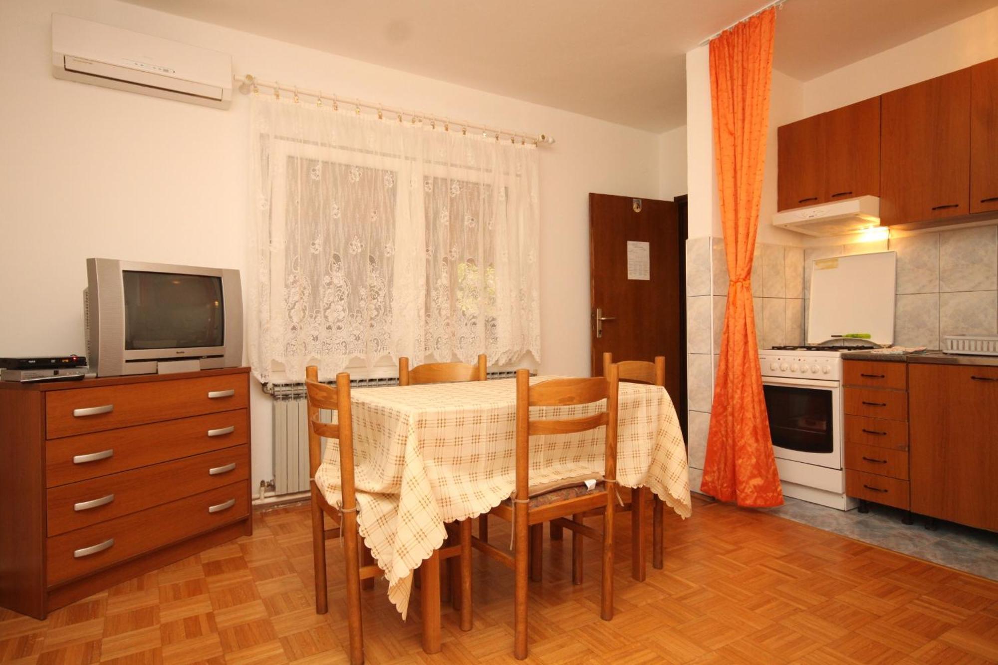 Apartments And Rooms With Parking Space Mali Lošinj Δωμάτιο φωτογραφία